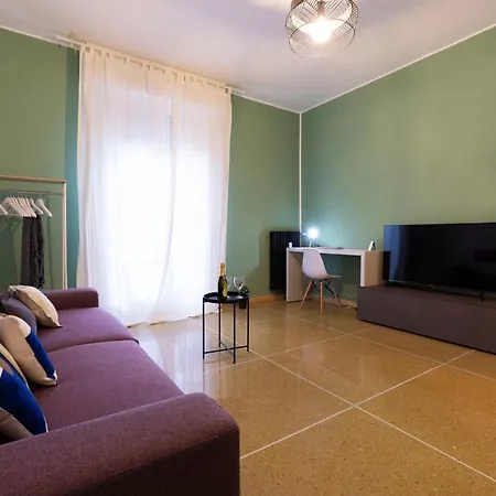 Realkasa Kharkov Apartmán *