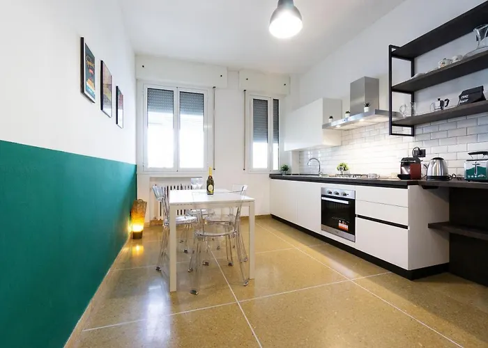 Realkasa Kharkov * بولونيا